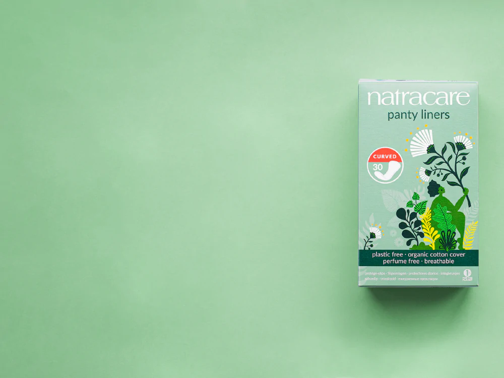 pack of natracare curved liners