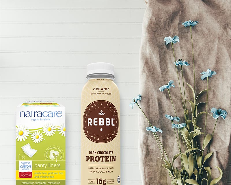 protein drink from rebbl with foliage and natracare liners