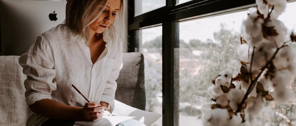 woman preparing for obgyn visit