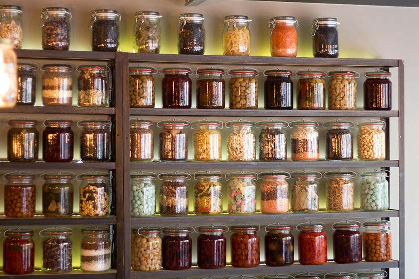 5 Eco-Friendly Tips For A Masterfully Organized Pantry